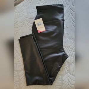 YUMMIE FAUX LEATHER SHAPING LEGGING SIZE XL NWT